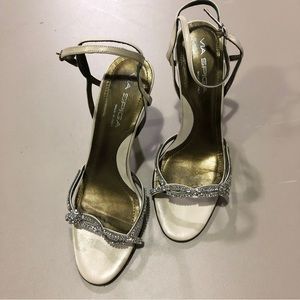 HAPPY NEW YEAR 🎉🥂 NEW, never worn rhinestone heels